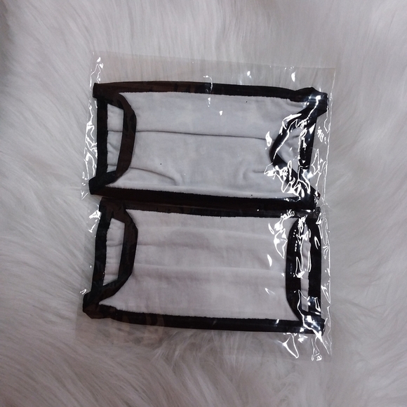 Zenana (Set of Two) Star Print Face Mask - Picture 3 of 3